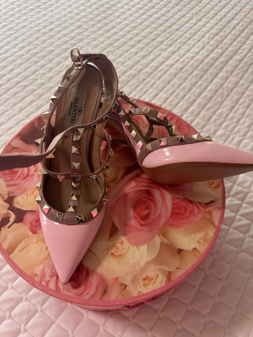 Valentino Pink Patent Rockstud T-Strap Pumps - Picture 2 of 5